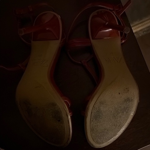 Zara Red Heels - Picture 4 of 4